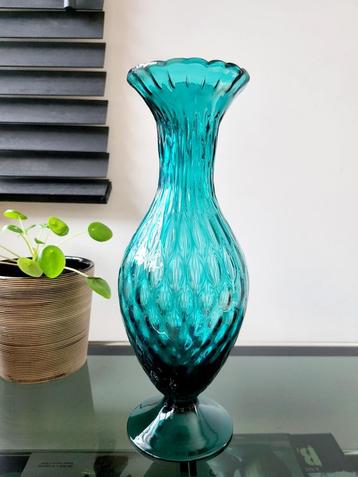 Vase en verre de design italien du milieu du siècle Empoli, 