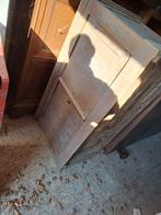 Gratis . Garage vol met meubels koffers etcetera, Ophalen, Gebruikt