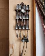 Unieke set antieke tinnen lepelset met wandrek – compleet en, Ophalen