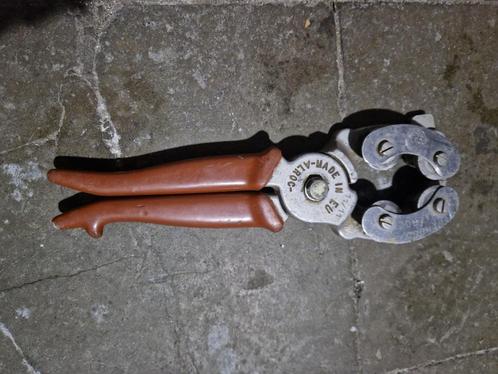 Alroc fibop krimpkousen tang Weidmuller stripax, Doe-het-zelf en Bouw, Gereedschap | Handgereedschap, Zo goed als nieuw, Ophalen of Verzenden