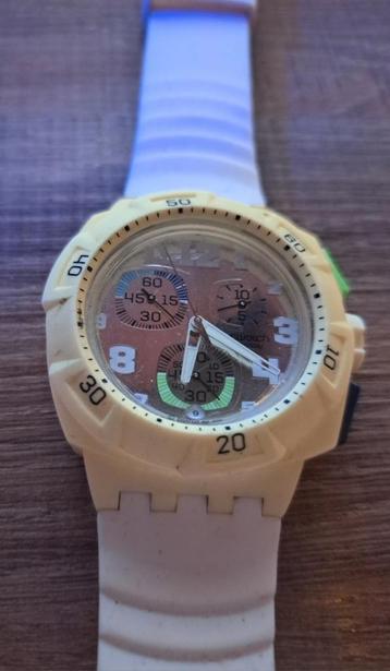 Montre vintage swatch chronographe blanc