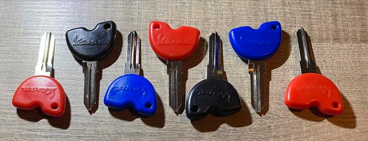 Vespa Piaggio  sleutel  Nieuw, Motoren, Accessoires | Sloten, Nieuw, Ophalen of Verzenden