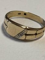 Gouden ring 333 met markering 9000, Handtassen en Accessoires, Ringen, Ophalen, Zo goed als nieuw, Goud