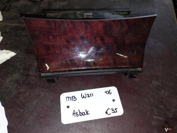 MB W211 asbak '06 beschikbaar voor biedingen