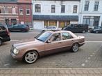 Mercedes E220 Automaat oldtimer, Auto's, Automaat, 4 deurs, Beige, Open dak