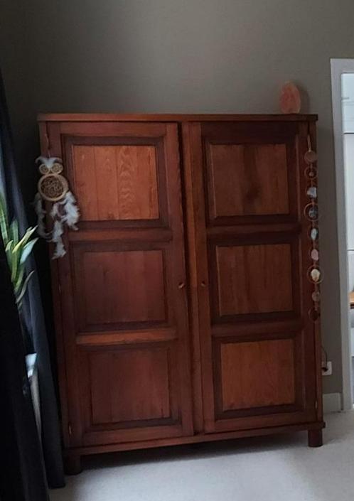 Volledig ambachtelijk gemaakte massief houten kleerkast, Huis en Inrichting, Kasten | Kleerkasten, Gebruikt, 150 tot 200 cm, 100 tot 150 cm