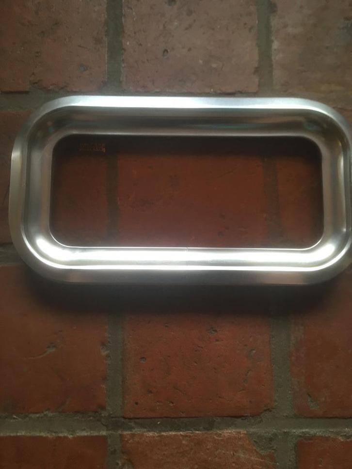 Fenêtre de bateau Vetus 27x20 cm à fumée, Sports nautiques & Bateaux, Accessoires navigation, Utilisé, Garnitures de pont, Voilier ou Bateau à moteur