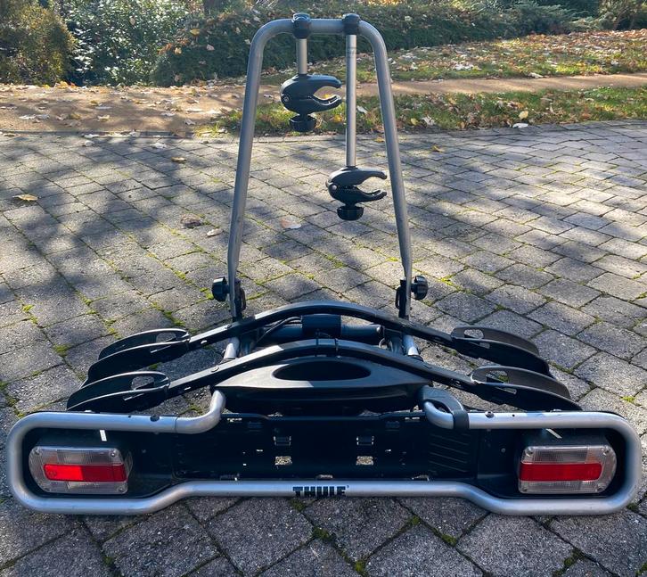 Thule Euroride 941 fietsenrek - 2 fietsen, Auto diversen, Fietsendragers, Gebruikt, Trekhaakdrager, 2 fietsen, Brede banden, Ophalen