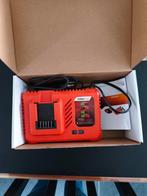 Chargeur de batterie Power Plus neuf, Enlèvement