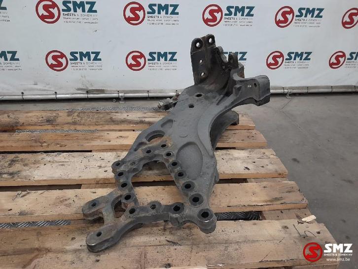 Occ support de ressort à lames essieu avant droit, Autos : Pièces & Accessoires, Pièces camion, Mercedes-Benz, Suspension et Châssis