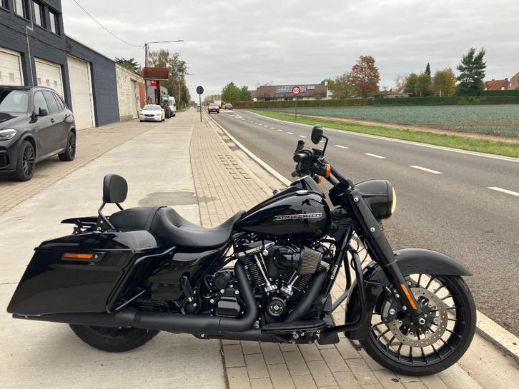 harley davidson road king special black , 8342km !!!, Motoren, Motoren | Harley-Davidson, Bedrijf, Toermotor, meer dan 35 kW, 2 cilinders