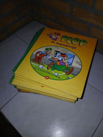 kabouter plop beschikbaar voor biedingen