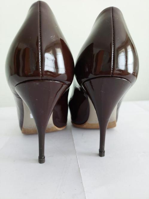 70C* VALENTINO GARAVANI sexy lakleren pumps (41), Kleding | Dames, Schoenen, Gedragen, Pumps, Bruin, Verzenden