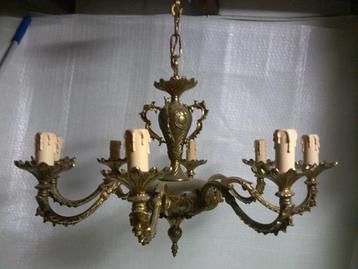 BRONZEN LUCHTER MET 8 ARMEN  beschikbaar voor biedingen