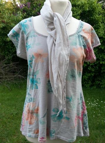 t-shirt beige bloemen groen oranje rood + sjaaltje Nieuw TU beschikbaar voor biedingen