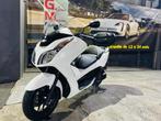 Honda Forza 300 7250 km/Nieuwstaat, Fietsen en Brommers, Overige modellen, 300 cc, Ophalen of Verzenden, Zo goed als nieuw