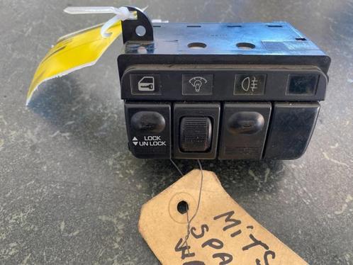 Schakelaar (diversen) van een Mitsubishi Space Wagon, Auto-onderdelen, Dashboard en Schakelaars, Mitsubishi, Gebruikt, 3 maanden garantie