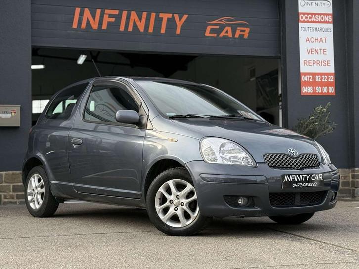 Toyota Yaris 1.0i VVT-i 16v ANNIVERSARY IT'S MY 4TH, Autos, Toyota, Entreprise, Achat, Yaris, ABS, Airbags, Verrouillage central
