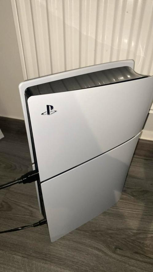 PlayStation 5 Slim Digital + controller, Games en Spelcomputers, Spelcomputers | Sony PlayStation 5, Playstation 5, Ophalen