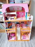 Super mooi groot houten poppenhuis met meubels., Kinderen en Baby's, Ophalen, Zo goed als nieuw, Poppenhuis
