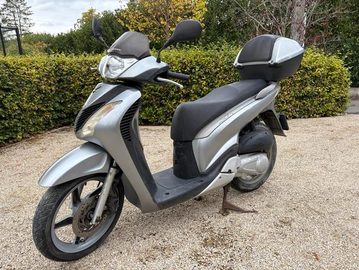 Honda SH 125 scooter, Motoren, Motoren | Honda, Particulier, Scooter, 11 kW of minder, 1 cilinder, Motorrijbewijs A, Ophalen