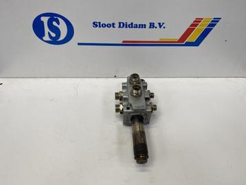 Neuson 3503 3703 schakelventiel Umschaltventil 6 beschikbaar voor biedingen