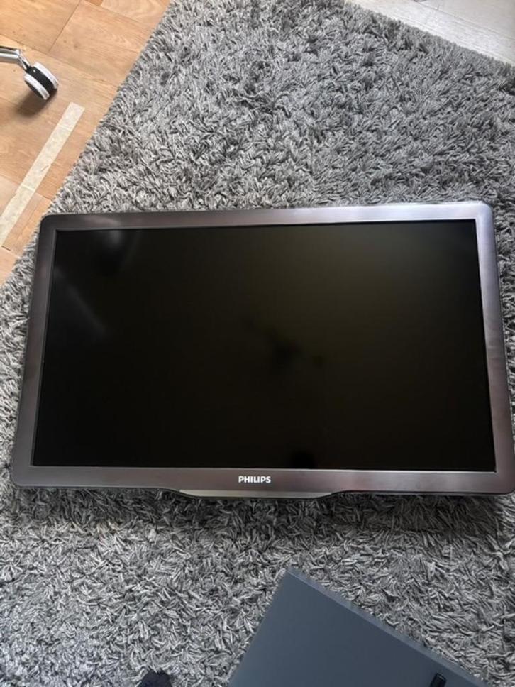Philips 37″ Ambilight TV, Audio, Tv en Foto, Televisies, Gebruikt, LCD, 80 tot 100 cm, Full HD (1080p), Philips, 100 Hz, Ophalen