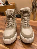 Mustang beige sneaker/enkellaarzen maat 38 met bontvoering, Schoenen, Zo goed als nieuw