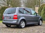 Volkswagen Touran 2.0 TDI DPF DSG Highline, Stof, 4 cilinders, Bedrijf, Euro 4