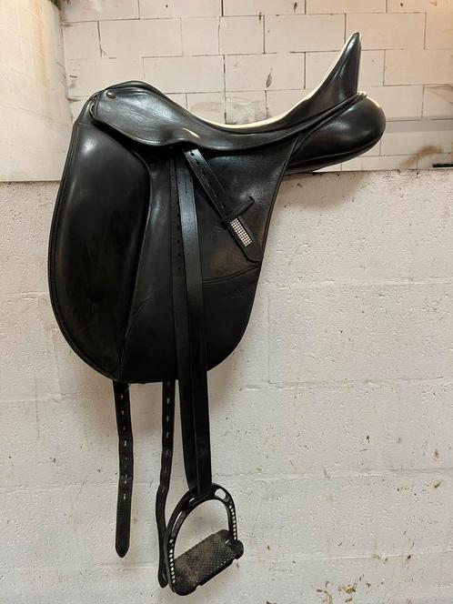Isabelle werth dressuurzadel, Dieren en Toebehoren, Paarden en Pony's | Zadels, Ophalen of Verzenden