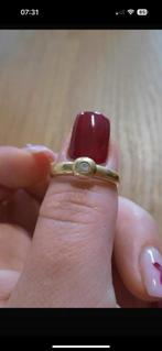 18k goud ring met 0,10k diamant, Ophalen of Verzenden, Zo goed als nieuw, Goud