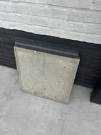 Gratis af te halen -4x betontegel, Ophalen