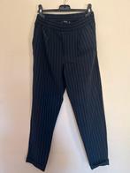 Pantalon bershka S, Kleding | Dames, Broeken en Pantalons, Blauw, Zo goed als nieuw, Maat 36 (S), Lang
