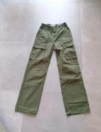 Khaki cargo broek van Bershka, mt 34, Neuf, Enlèvement ou Envoi, Bershka, Longs