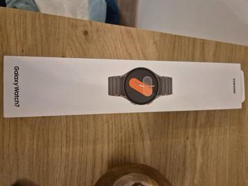 Montre samsung galaxy watch 7 neuve beschikbaar voor biedingen