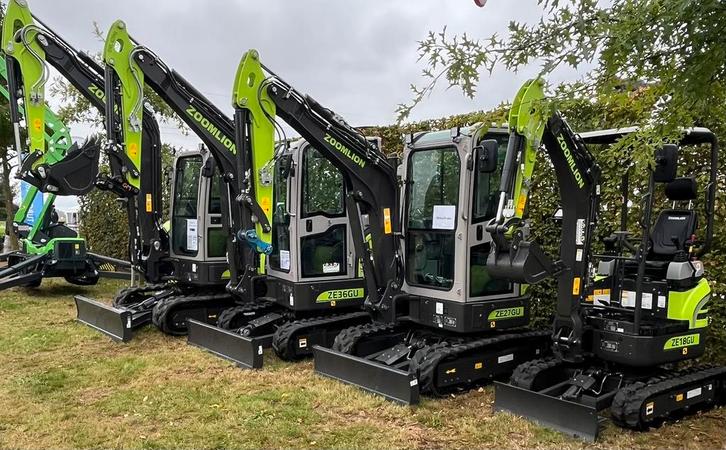 Nieuwe graafmachines voor een mooie prijs, Zakelijke goederen, Machines en Bouw | Kranen en Graafmachines, Graafmachine, Ophalen