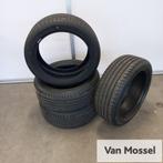 Vredestein Ultrac AO 215/45/R17 91W, 215 mm, Véhicule de tourisme, Pneus été, -