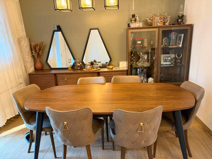 ISTIKBAL volledige eetkamer, Huis en Inrichting, Tafels | Eettafels, Zo goed als nieuw, Ophalen