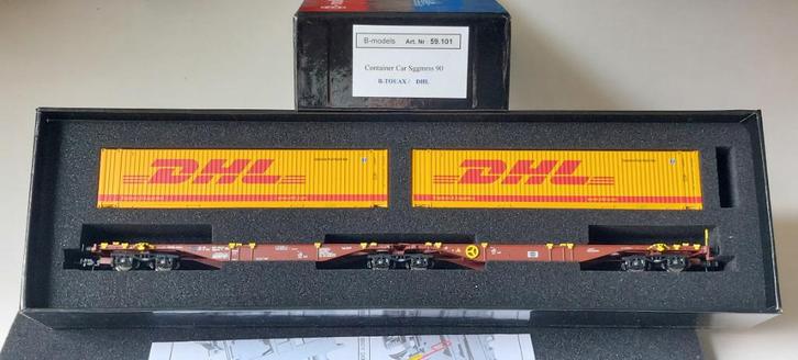 SNCB/NMBS B-MODELS CONTAINERWAGEN SGGMRSS 90*HO*DC 55401, Hobby en Vrije tijd, Modeltreinen | H0, Zo goed als nieuw, Wagon, Gelijkstroom