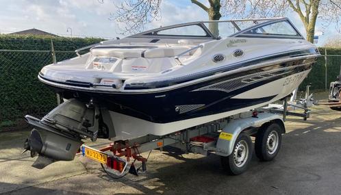 2011 Glastron 195gls bowrider V6 volvo, Sports nautiques & Bateaux, Speedboat, Comme neuf, 6 mètres ou plus, Essence, 120 à 200 ch