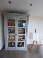 Bibliotheekkast in koloniale stijl, Gebruikt, Ophalen of Verzenden, Met deur(en)