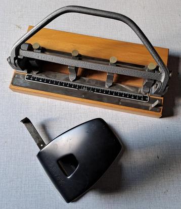 Lot de 2 Perforateurs de bureau beschikbaar voor biedingen
