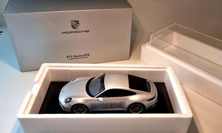 1/18 * Porsche 911 (992) * GTS * Le Mans Centenaire Edition, Hobby en Vrije tijd, Modelauto's | 1:18, Zo goed als nieuw, Auto