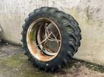 2 pneus de tracteur