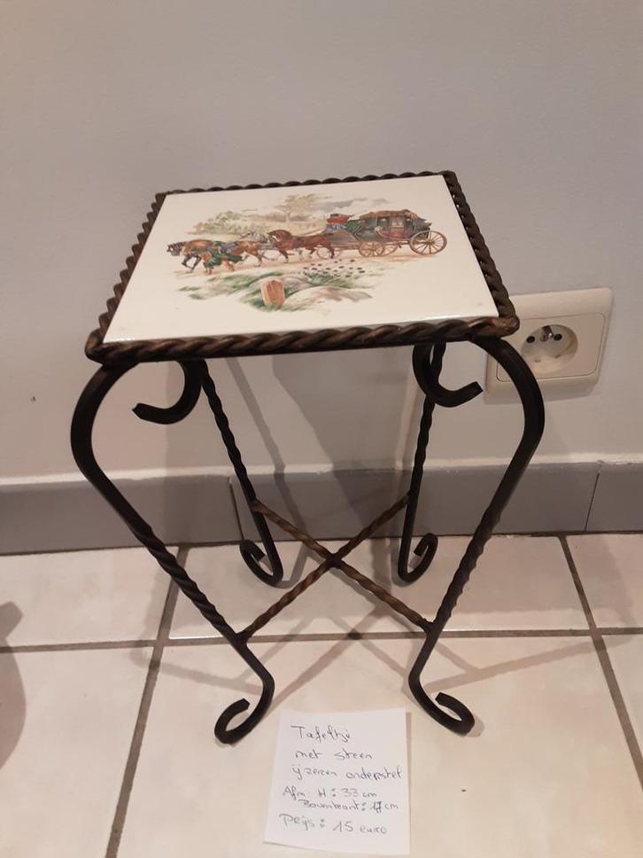 Plantentafeltje met tegeltje steen !, Antiek en Kunst, Antiek | Meubels | Tafels, Ophalen