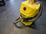 KARCHER  MV 4  BOUWSTOFZUIGER. NAT DROOG, Doe-het-zelf en Bouw, Ophalen