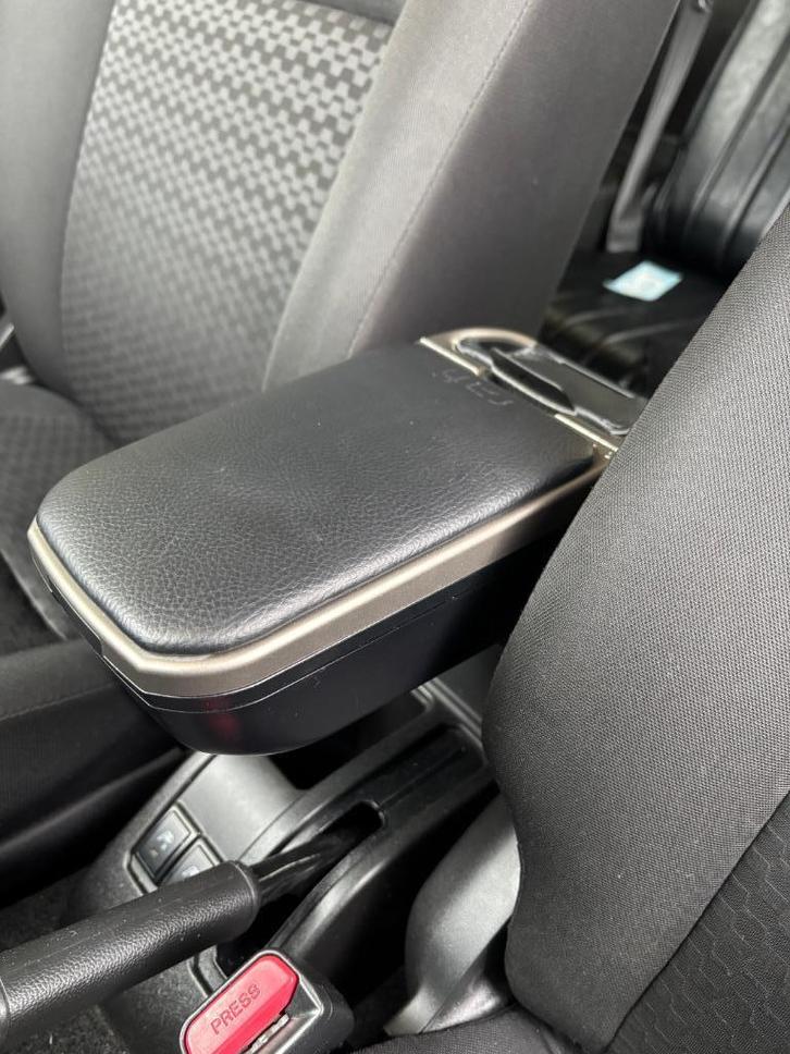 accoudoir pour Suzuki Jimny JB74 (2018-2025), Autos : Divers, Accessoires de voiture, Utilisé, Enlèvement ou Envoi