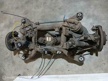 Luchtvering Achteras L322 Subframe achter as diff cardan 4x4 beschikbaar voor biedingen