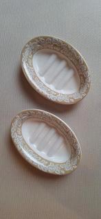 2 zeepschaaltjes, Ophalen