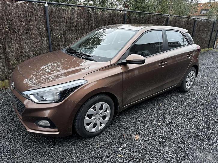 Hyundai i20 i20 1.2i Air, Autos, Hyundai, Entreprise, Achat, i20, ABS, Airbags, Air conditionné, Alarme, Ordinateur de bord, Verrouillage central